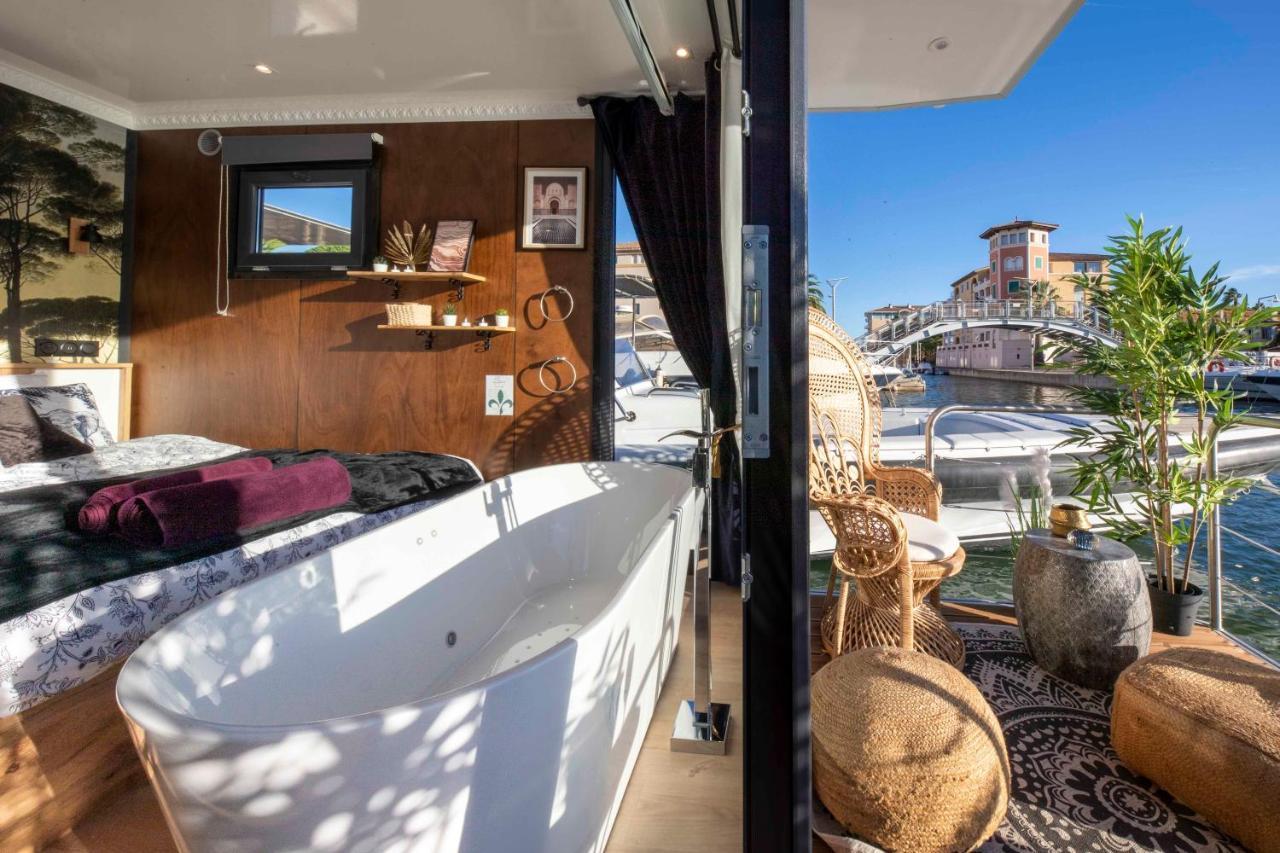 Escale Royale Frejus Hotel Ngoại thất bức ảnh