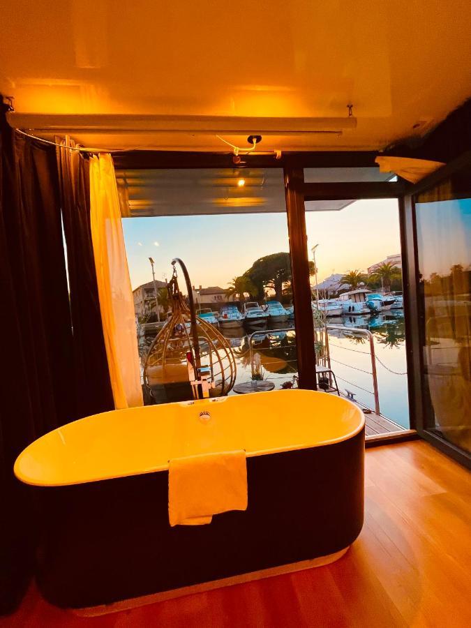 Escale Royale Frejus Hotel Ngoại thất bức ảnh